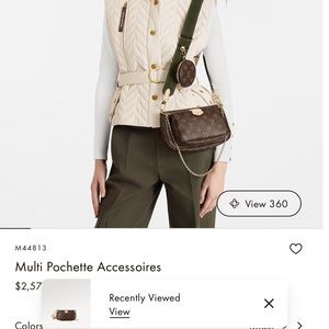 Pristine condition comes with dust bag